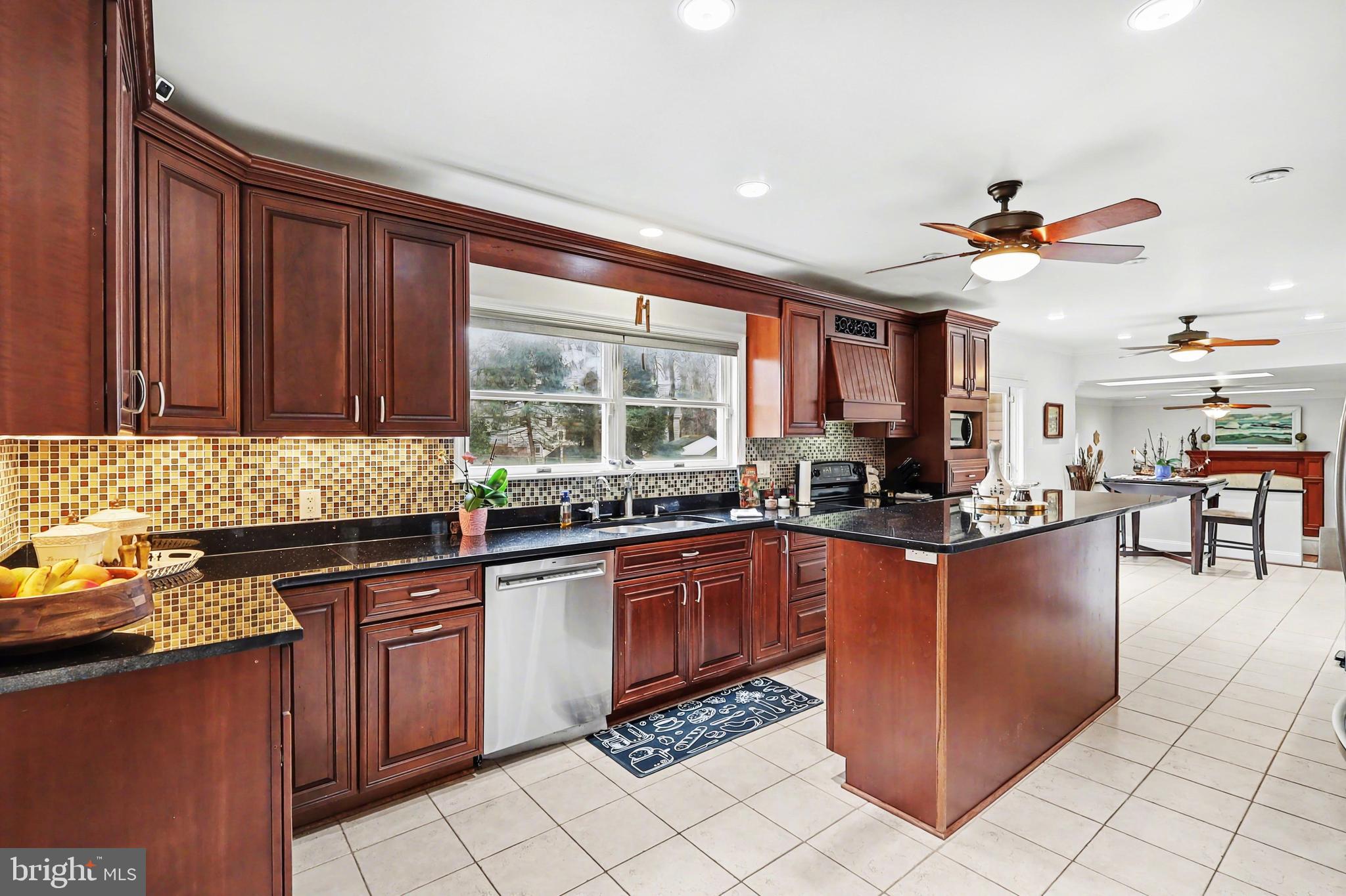 14511 Claude Lane Silver Spring, MD 20905 - Photo 10 of 34