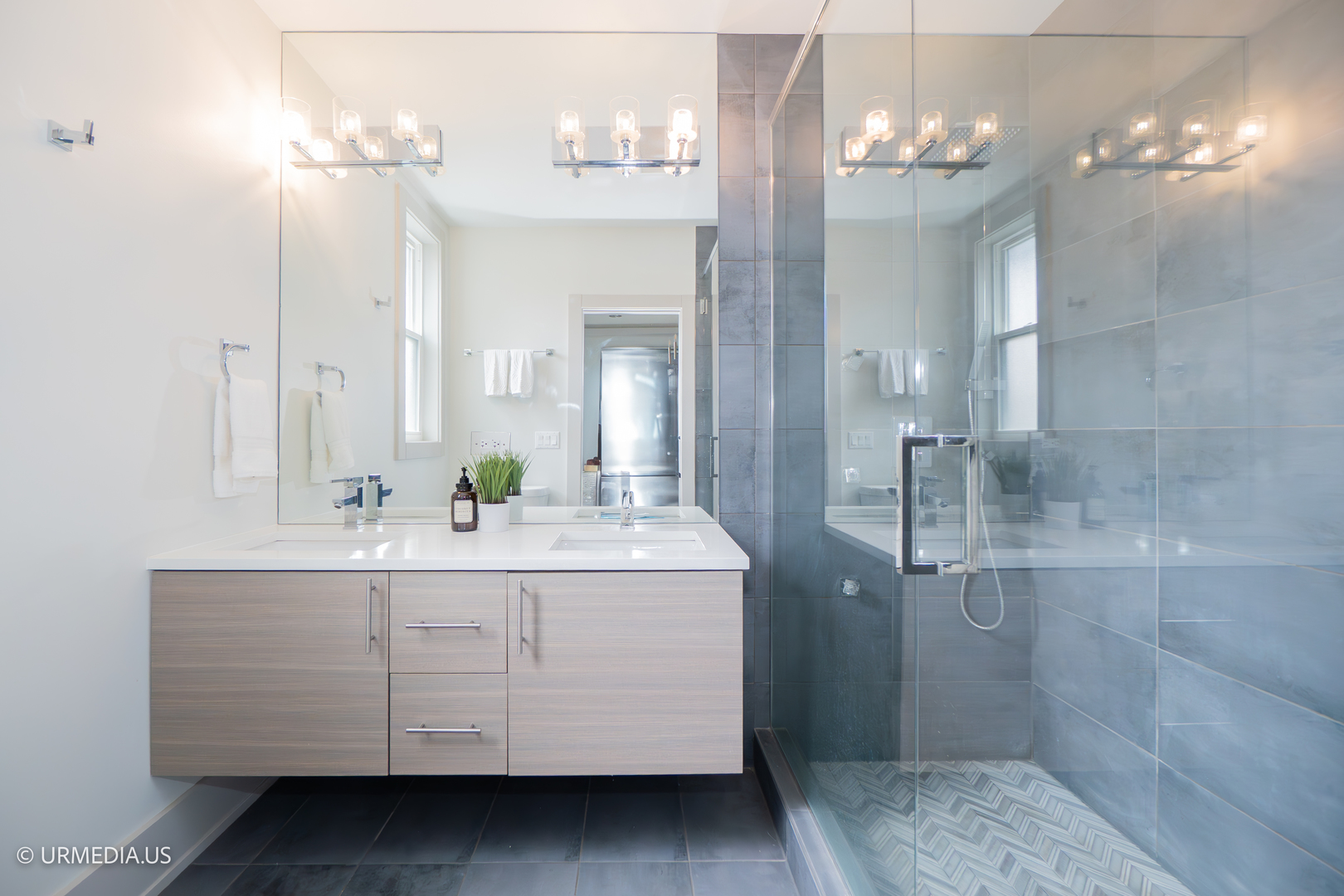 1221 East 46th Street, Unit 1 Chicago, IL 60653 - Photo 14 of 38