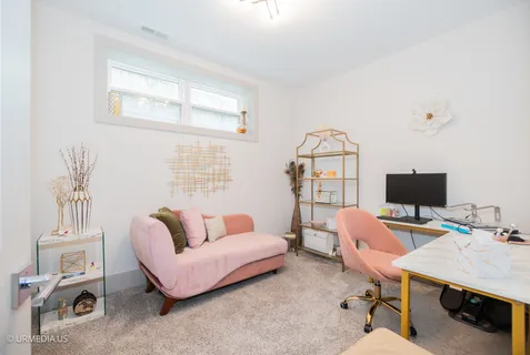 $587,000 | 1221 East 46th Street, Unit 1, Chicago, IL 60653