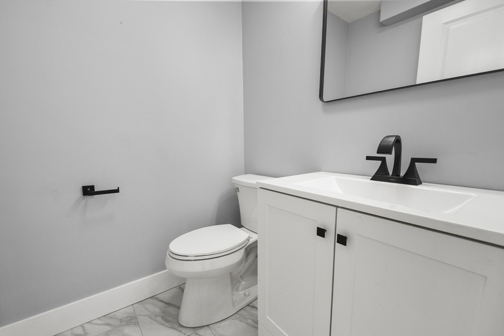 56 Grove Avenue Wilmington, MA 01887 - Photo 11 of 40