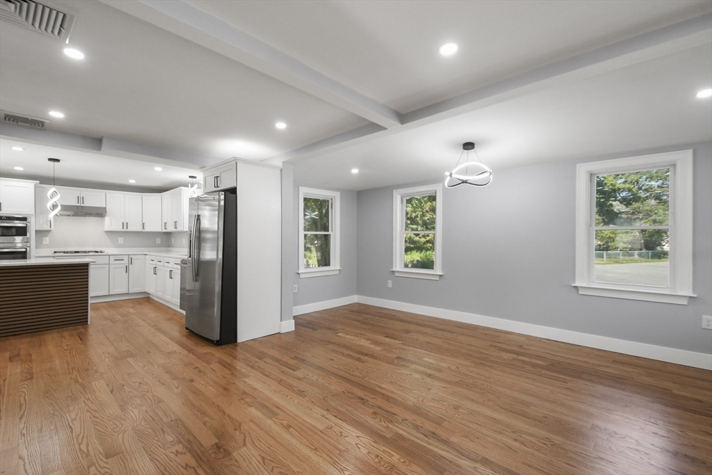 56 Grove Avenue Wilmington, MA 01887 - Photo 18 of 40