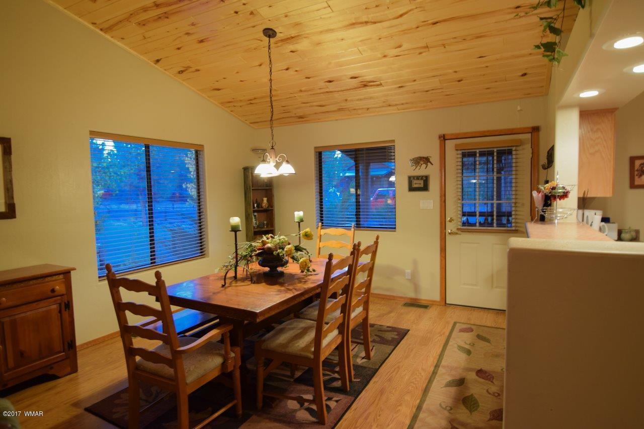 2645 Lodge Loop Overgaard, AZ 85933 - Photo 14 of 22 Gallery Image 14