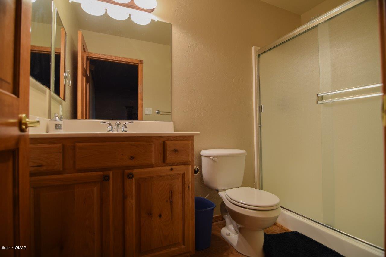 2645 Lodge Loop Overgaard, AZ 85933 - Photo 19 of 22 Gallery Image 19