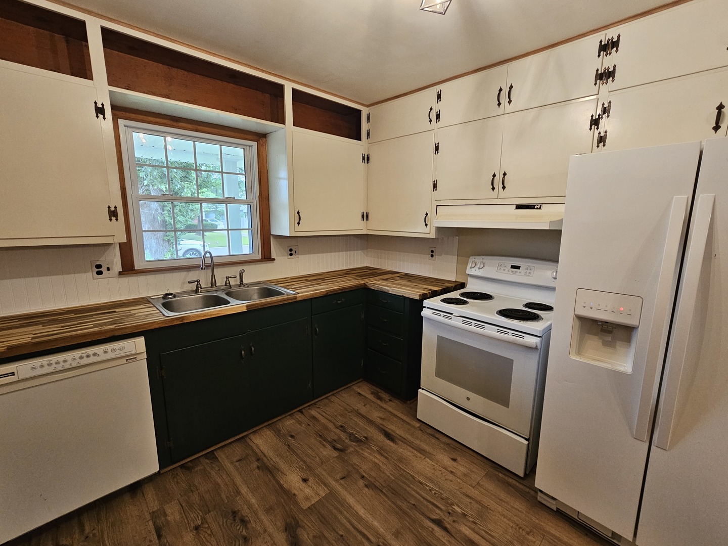 210 Dorris Drive Metropolis, IL 62960 - Photo 7 of 36