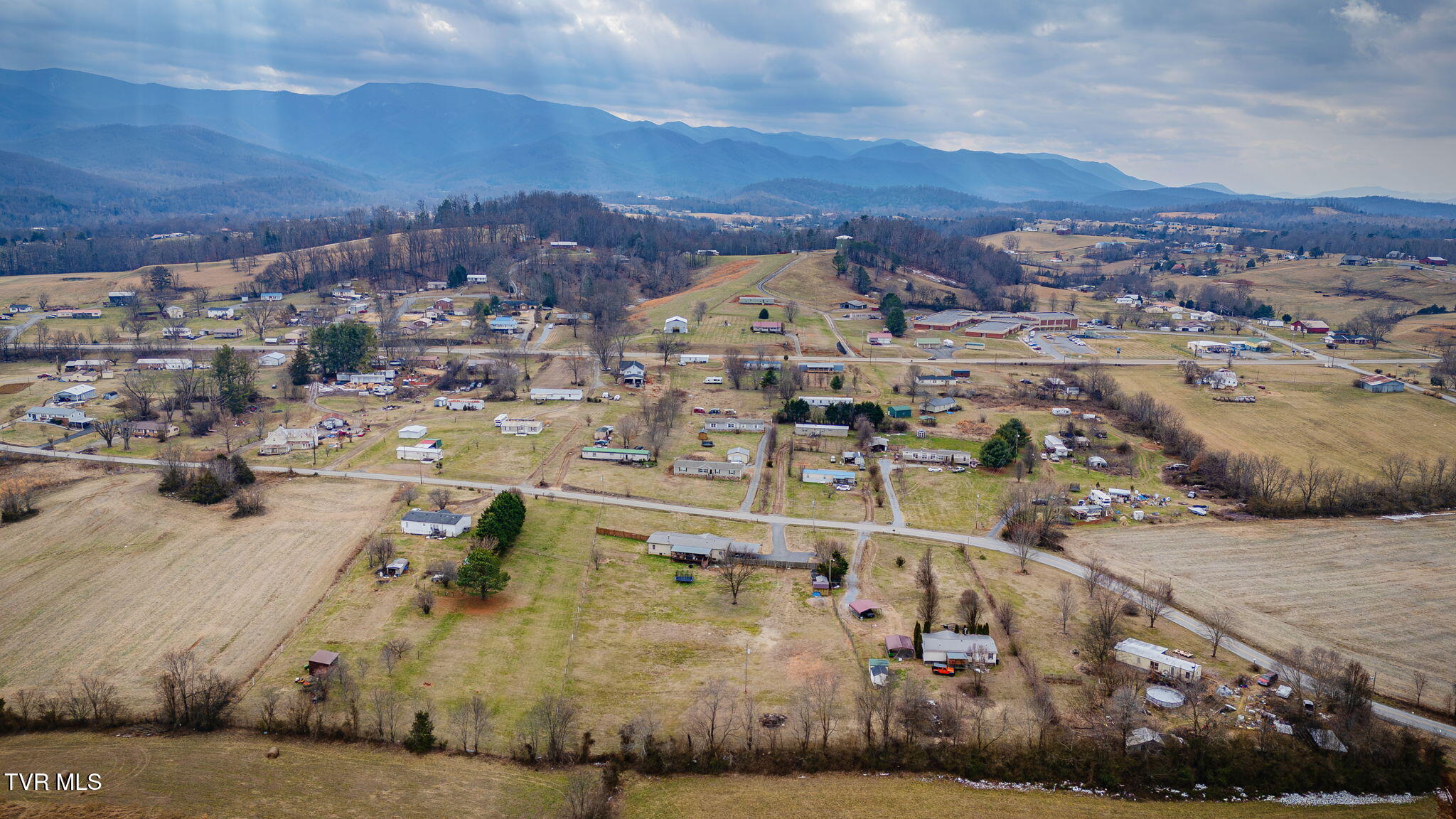 1576 Corby Bridge Road Chuckey, TN 37641 - Photo 37 of 41 103