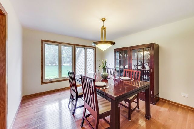 320 North Haman Road Inverness, IL 60010 - Photo 8 of 20