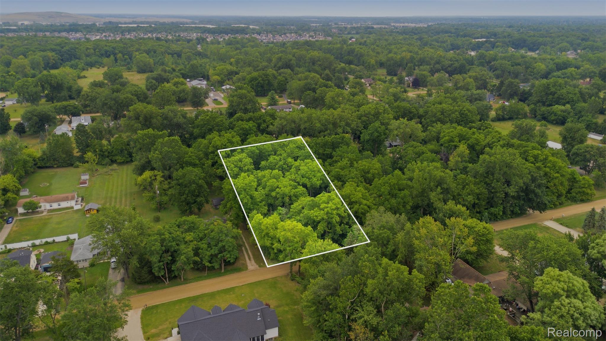 6785 Edwards Road Belleville, MI 48111 - Photo 7 of 9 6785 Edwards Rd-15.jpg