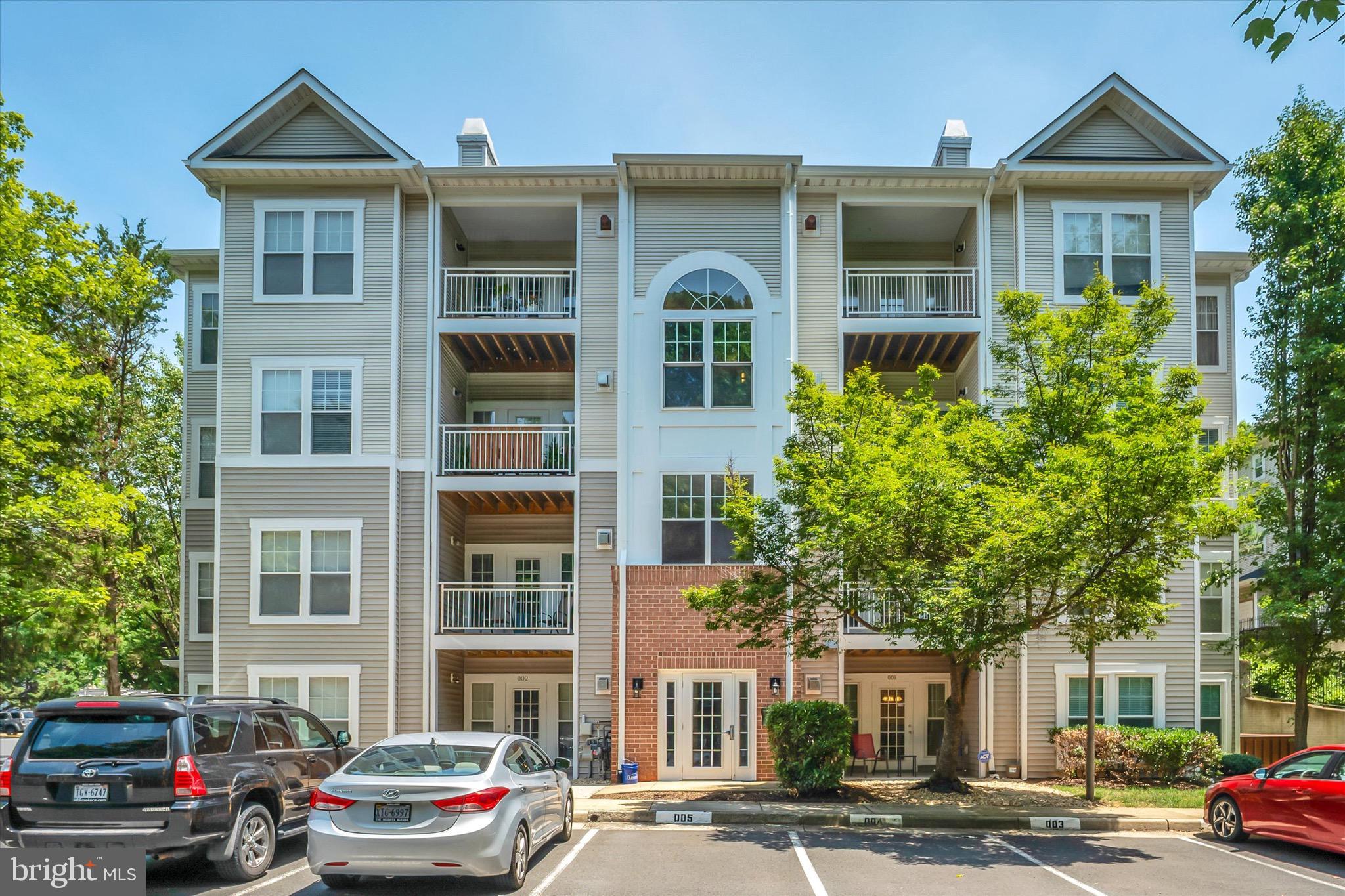 1516 North Point Drive, Unit 1 Reston, VA 20194 - Photo 1 of 32 Front of the Building