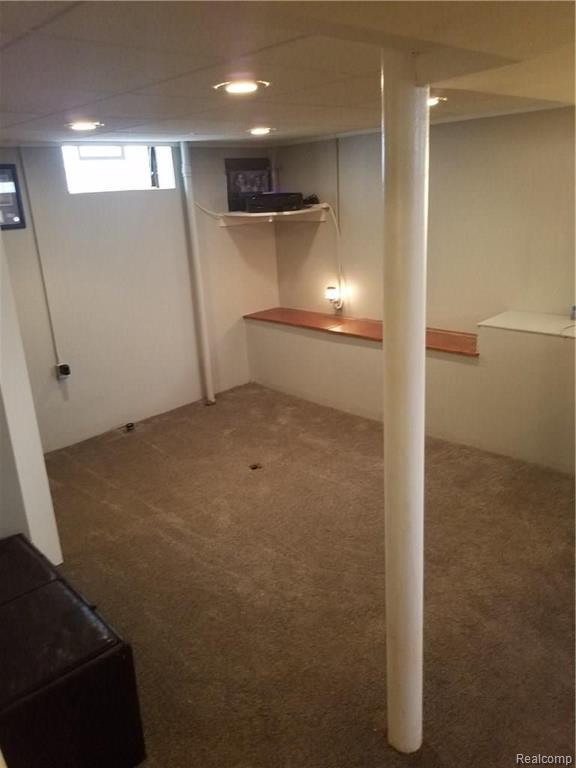 2208 Ridgemont Road Grosse Pointe Woods, MI 48236 - Photo 14 of 21