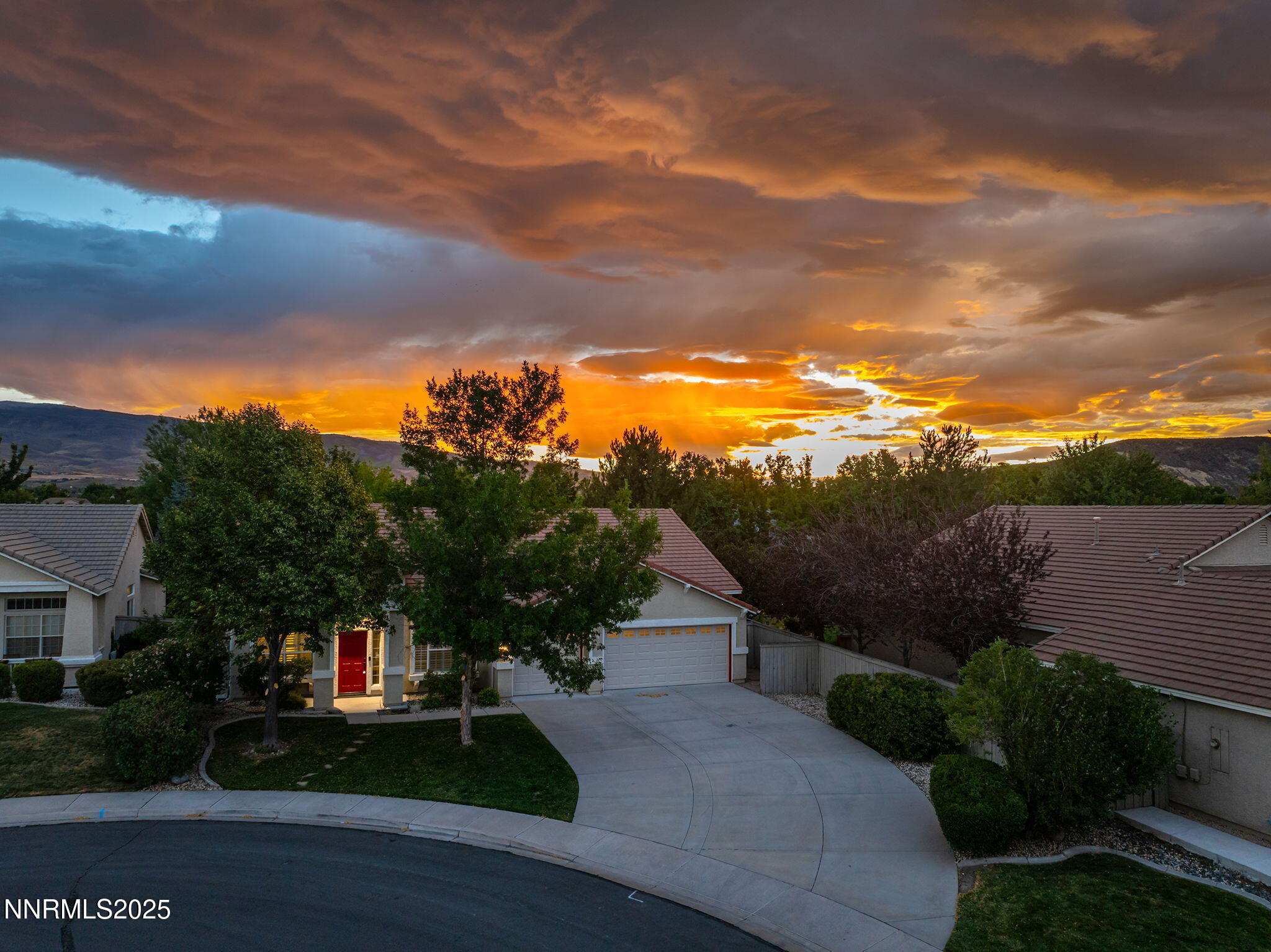 9579 Mammoth Court Reno, NV 89521 - Photo 3 of 39 a view of houses with an outdoor space and lakeside