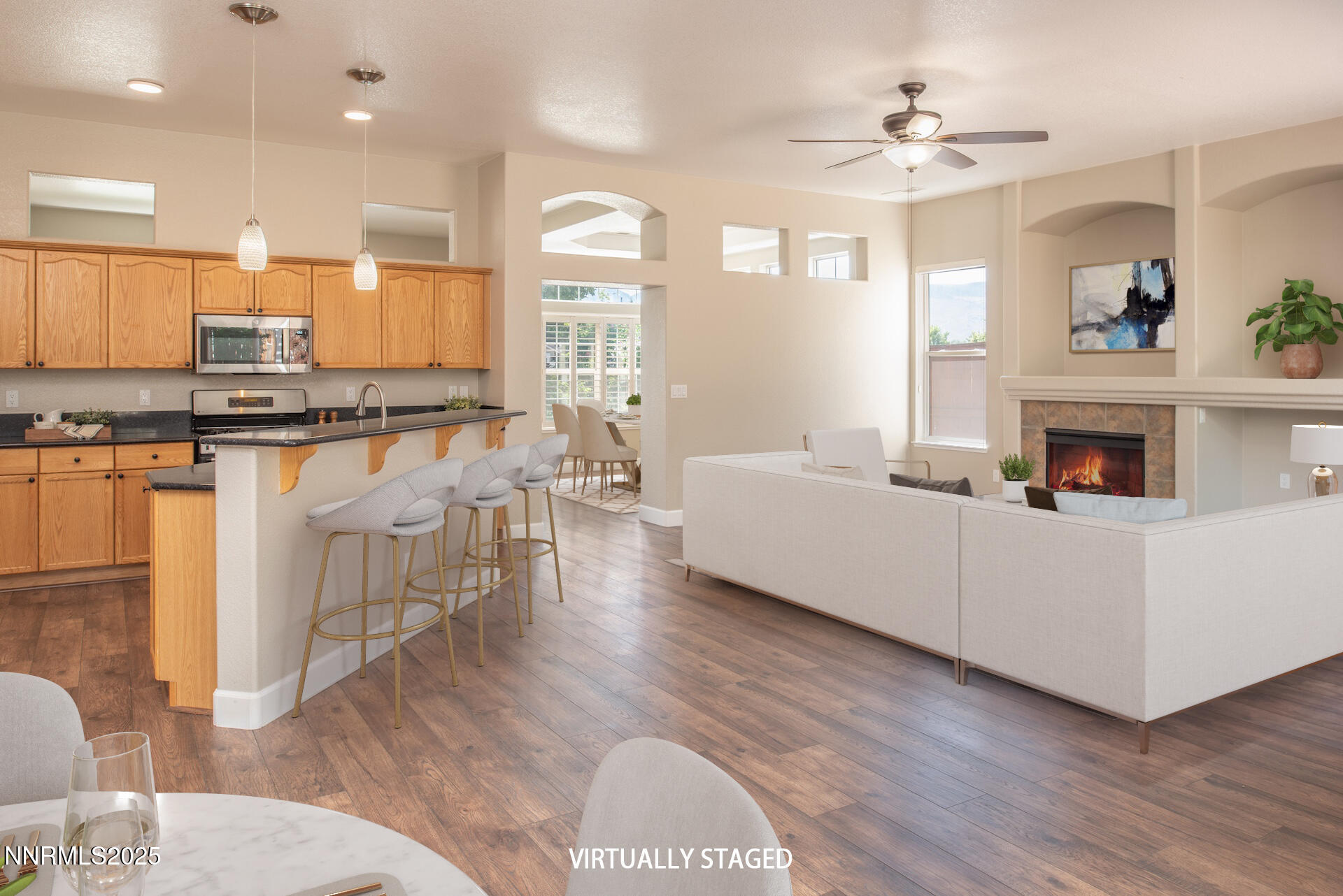 9579 Mammoth Court Reno, NV 89521 - Photo 10 of 39 a living room with furniture and wooden floor