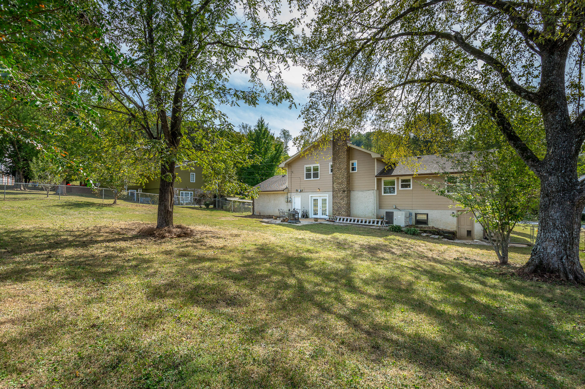 611 Valley Bridge Road Chattanooga, TN 37415 - Photo 36 of 40 611 Valley Bridge Road-6