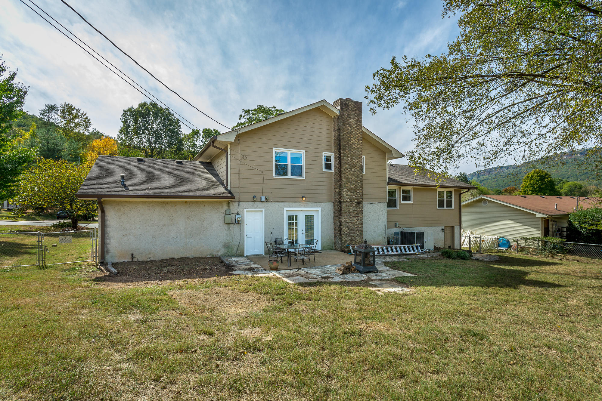 611 Valley Bridge Road Chattanooga, TN 37415 - Photo 38 of 40 611 Valley Bridge Road-9
