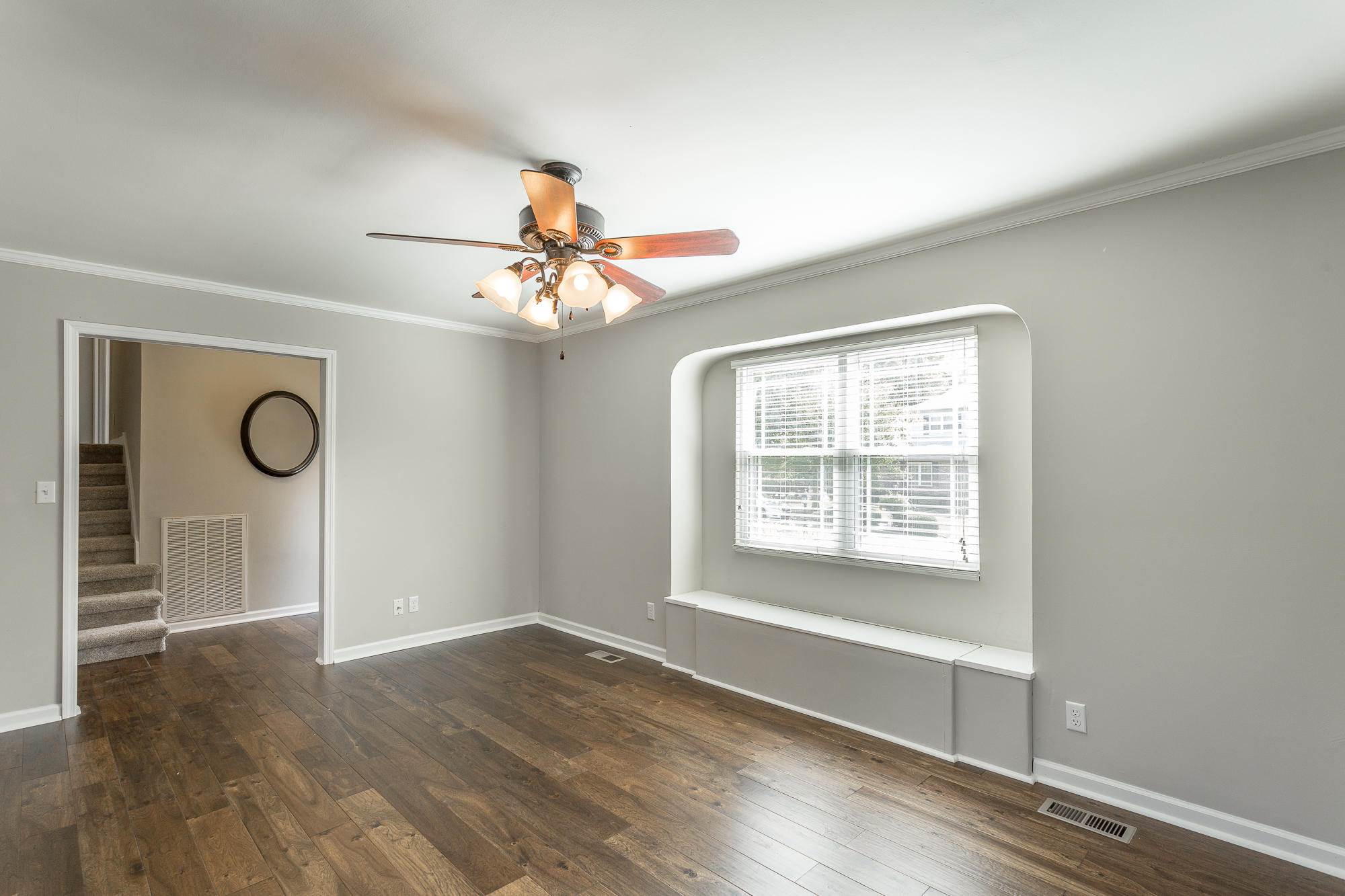 611 Valley Bridge Road Chattanooga, TN 37415 - Photo 8 of 40 611 Valley Bridge Road-14