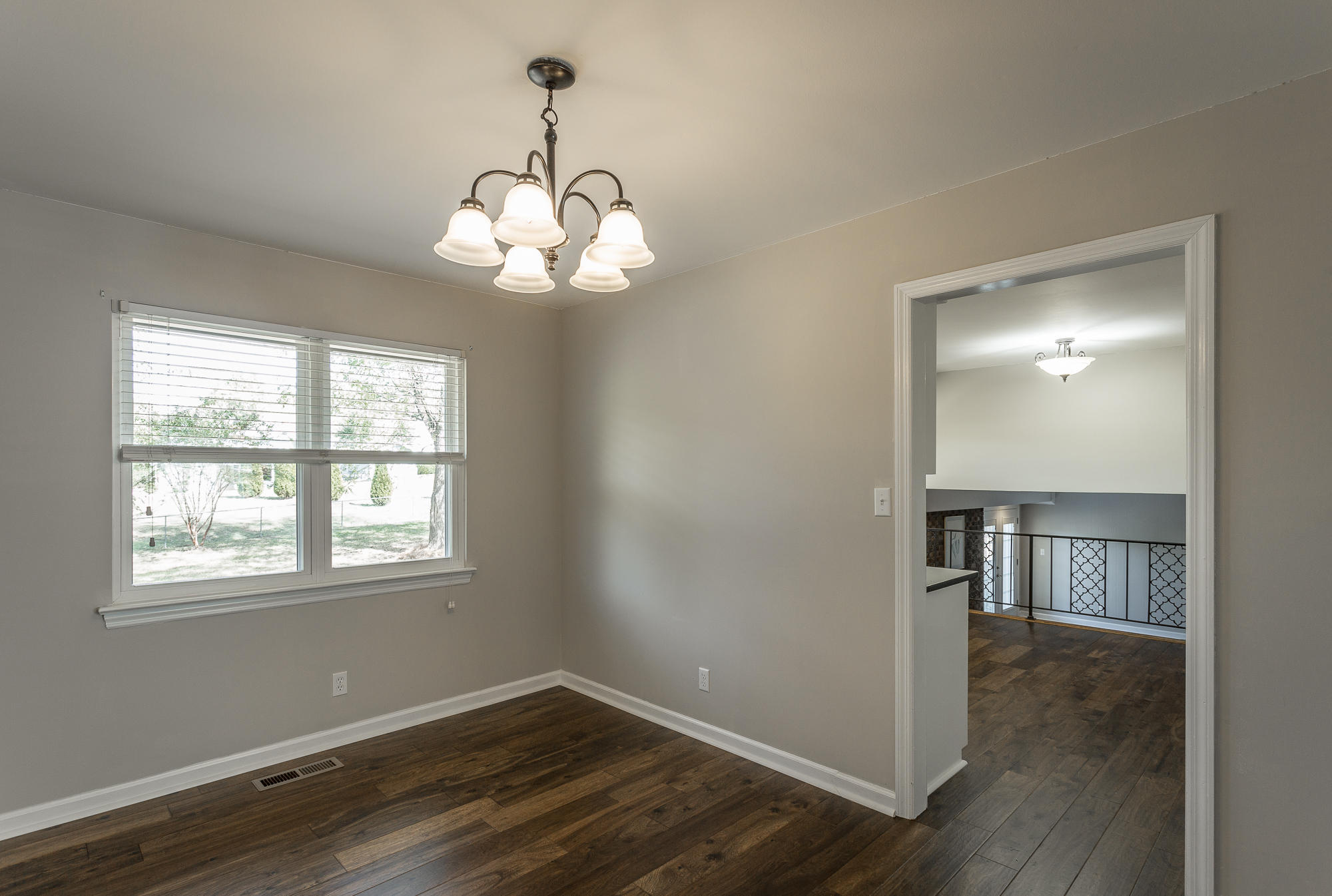 611 Valley Bridge Road Chattanooga, TN 37415 - Photo 9 of 40 611 Valley Bridge Road-15