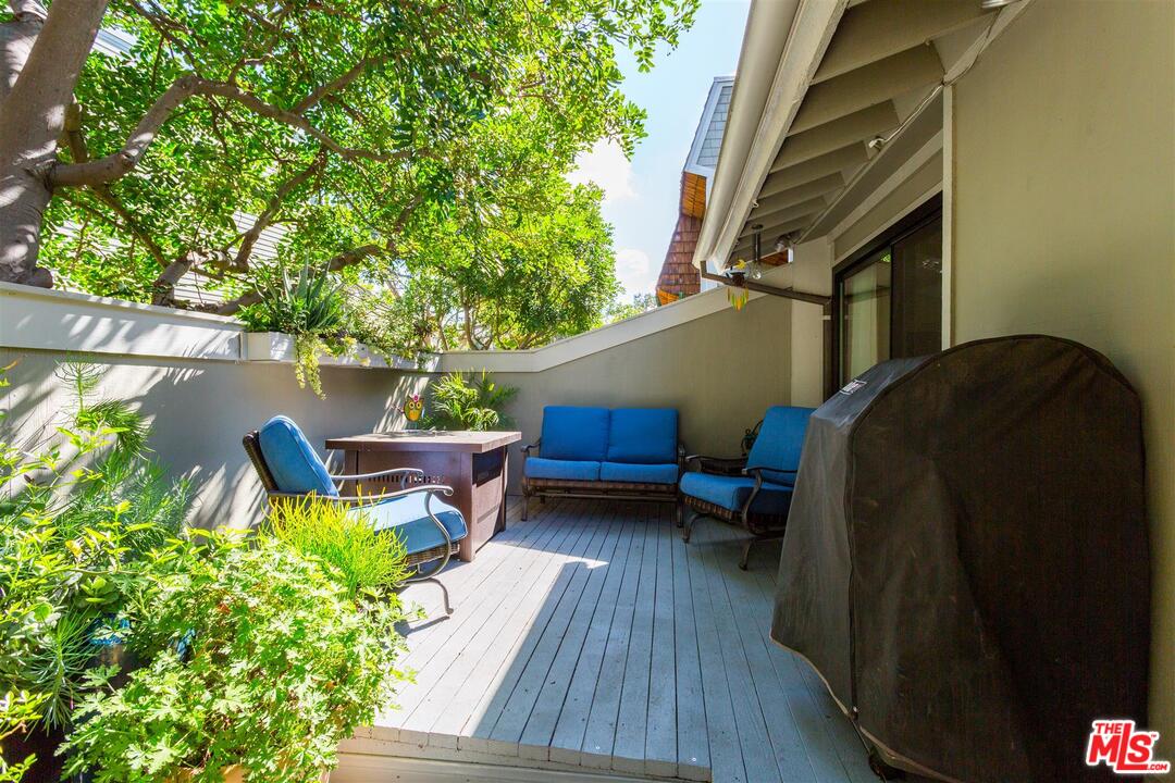 13360 Maxella Avenue, Unit 4 Marina del Rey, CA 90292 - Photo 18 of 20