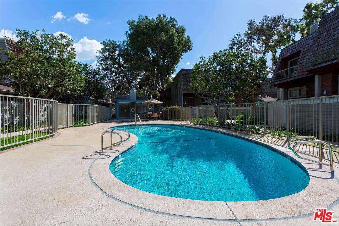 13360 Maxella Avenue, Unit 4 Marina del Rey, CA 90292 - Photo 19 of 20