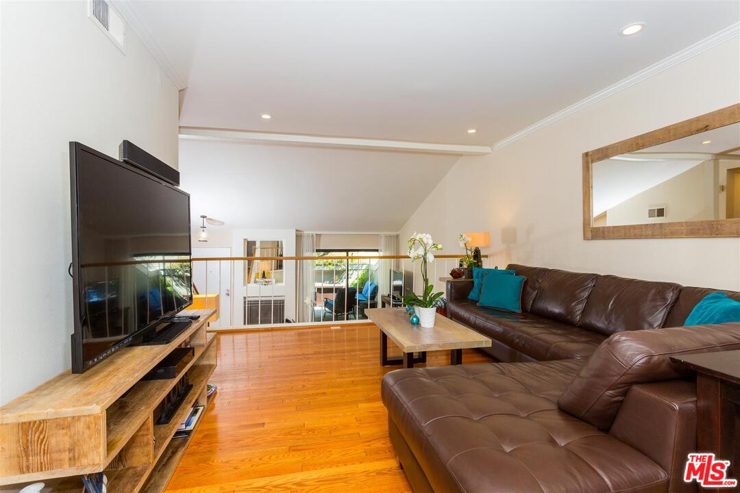 13360 Maxella Avenue, Unit 4 Marina del Rey, CA 90292 - Photo 5 of 20