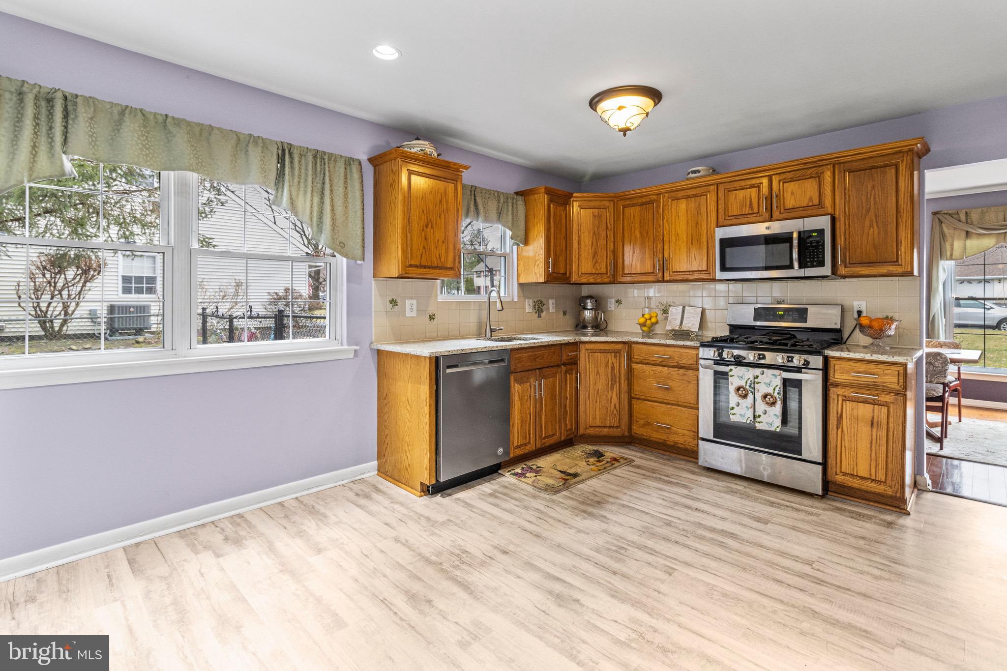 567 Coach Road Horsham, PA 19044 - Photo 18 of 40 Gallery Image 18