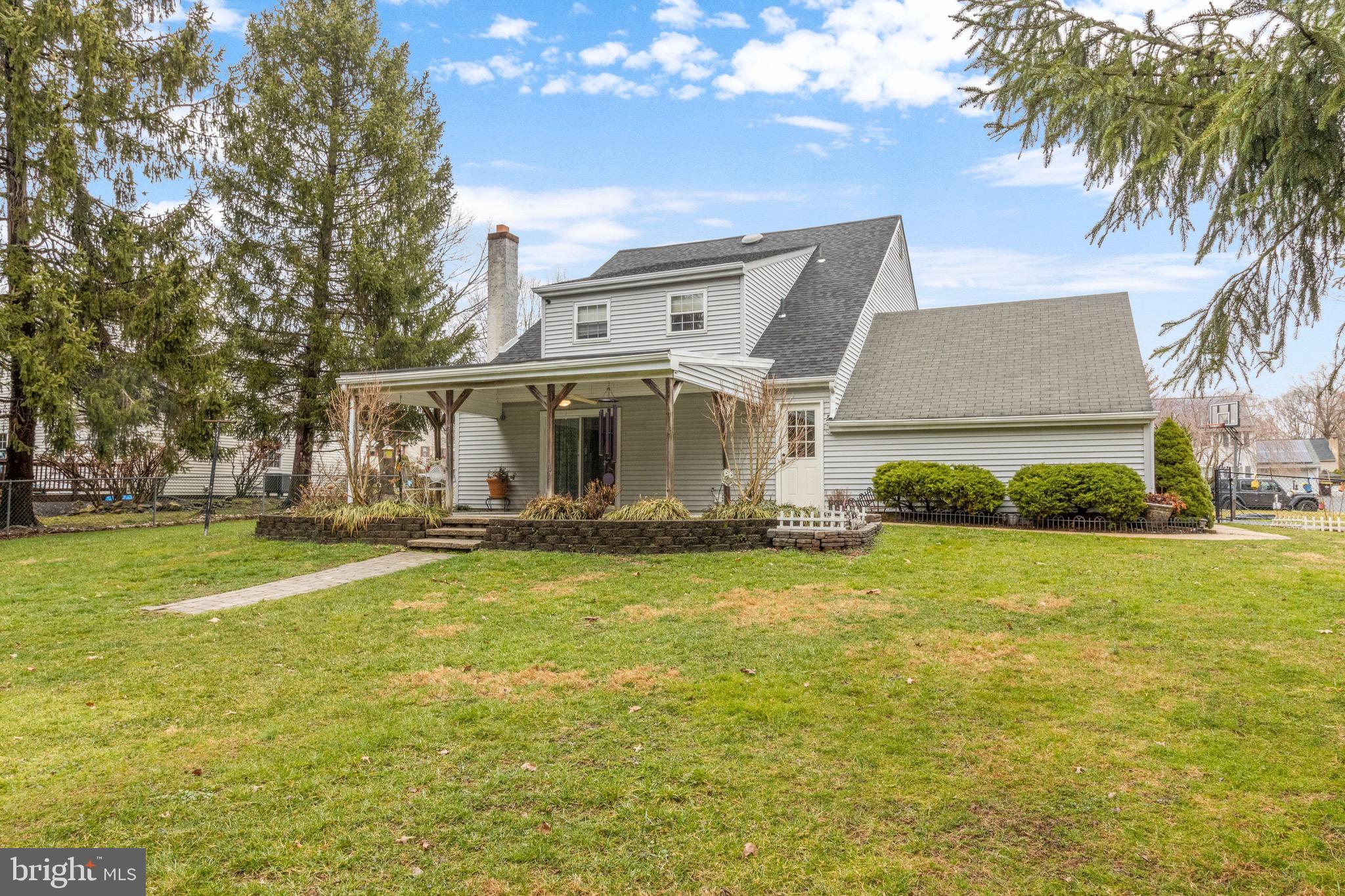 567 Coach Road Horsham, PA 19044 - Photo 5 of 40 Gallery Image 5
