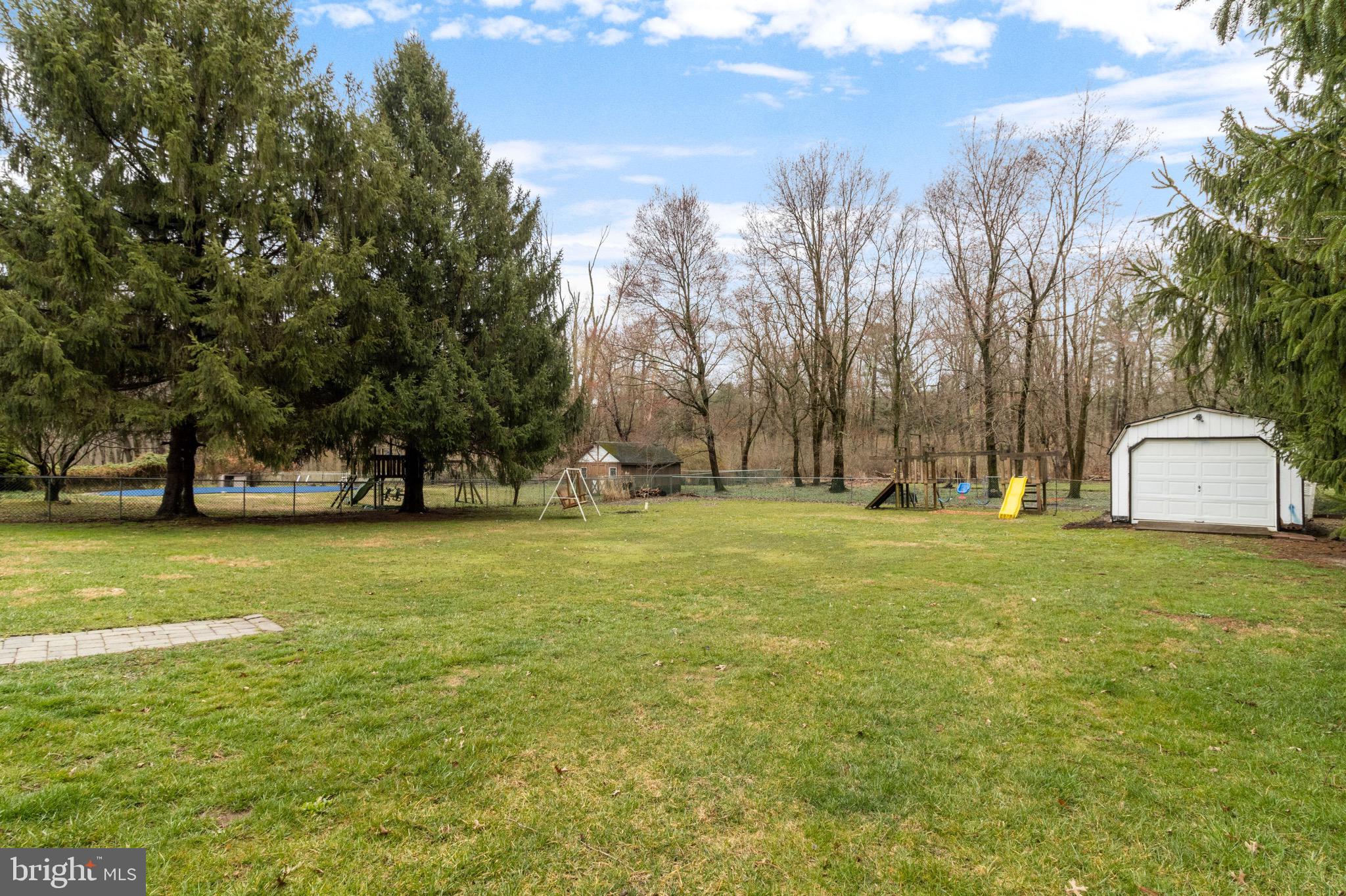 567 Coach Road Horsham, PA 19044 - Photo 7 of 40 Gallery Image 7