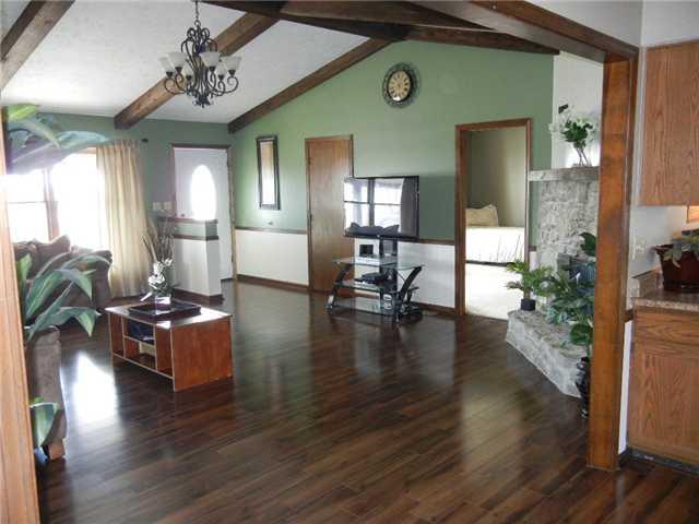3510 North Elizaville Road Lebanon, IN 46052 - Photo 4 of 19 Gallery Image 4
