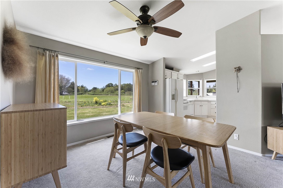 10494 Collins Road Sedro-Woolley, WA 98284 - Photo 11 of 32 Gallery Image 11