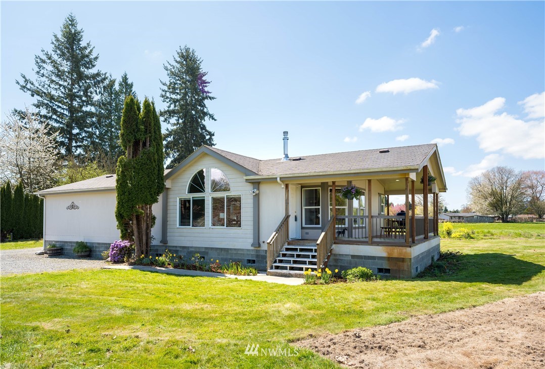 10494 Collins Road Sedro-Woolley, WA 98284 - Photo 3 of 32 Gallery Image 3