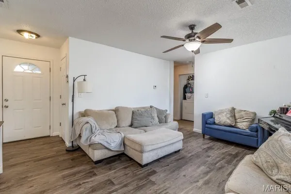 $165,000 | 1121 Fowler Road, Lebanon, MO 65536