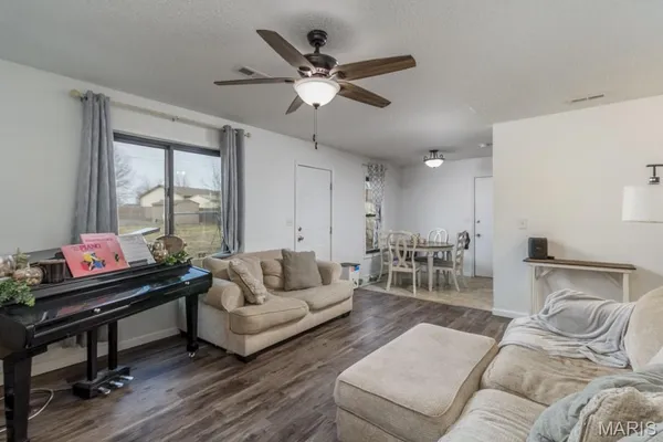 $165,000 | 1121 Fowler Road, Lebanon, MO 65536