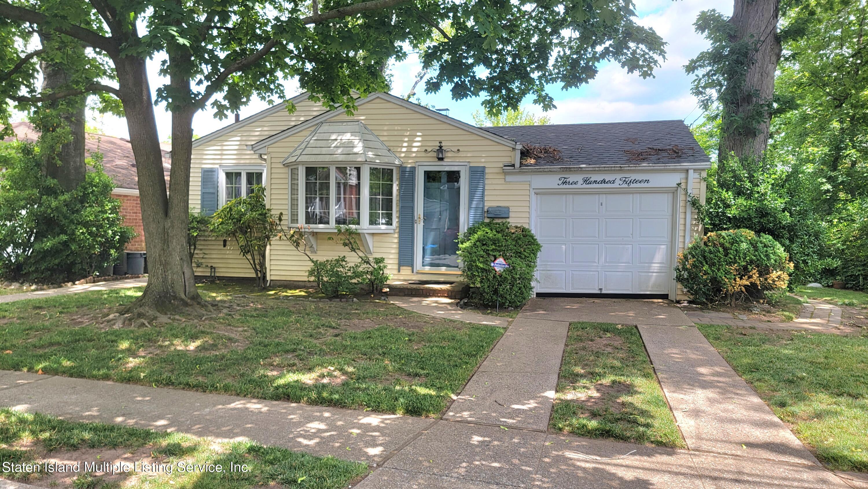 315 Beach Road Staten Island, NY 10312 - Photo 1 of 24 20230618_130515
