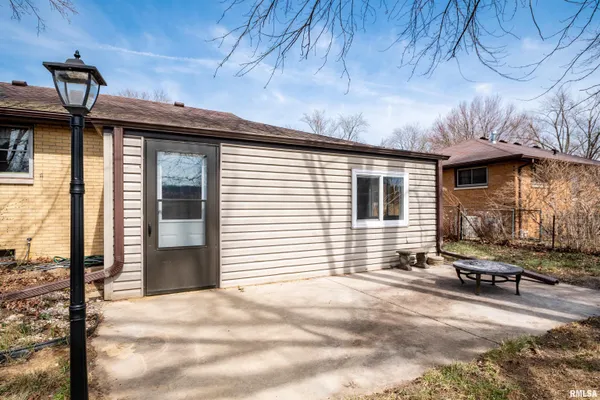 $155,000 | 108 Turnron Place, East Peoria, IL 61611