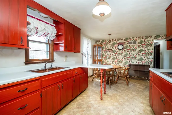 $155,000 | 108 Turnron Place, East Peoria, IL 61611
