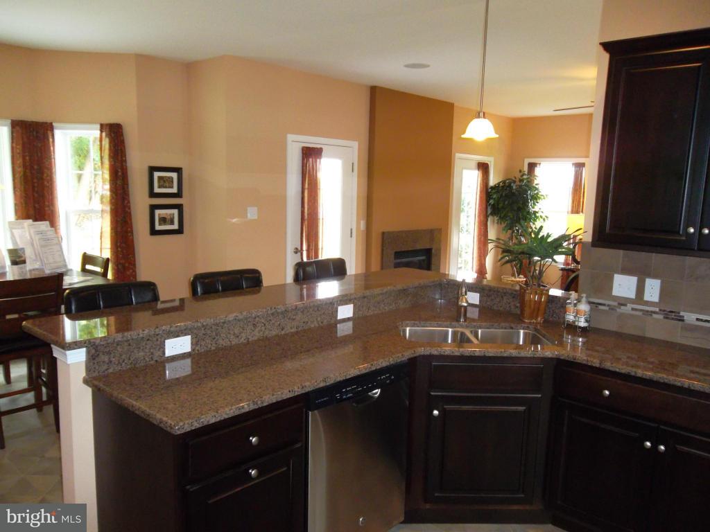 690 Jake Landis Road, Unit ASHTON Lititz, PA 17543 - Photo 13 of 36
