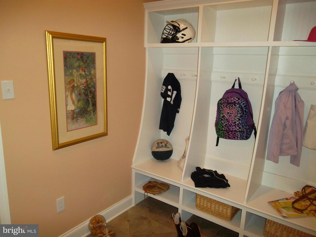 690 Jake Landis Road, Unit ASHTON Lititz, PA 17543 - Photo 17 of 36