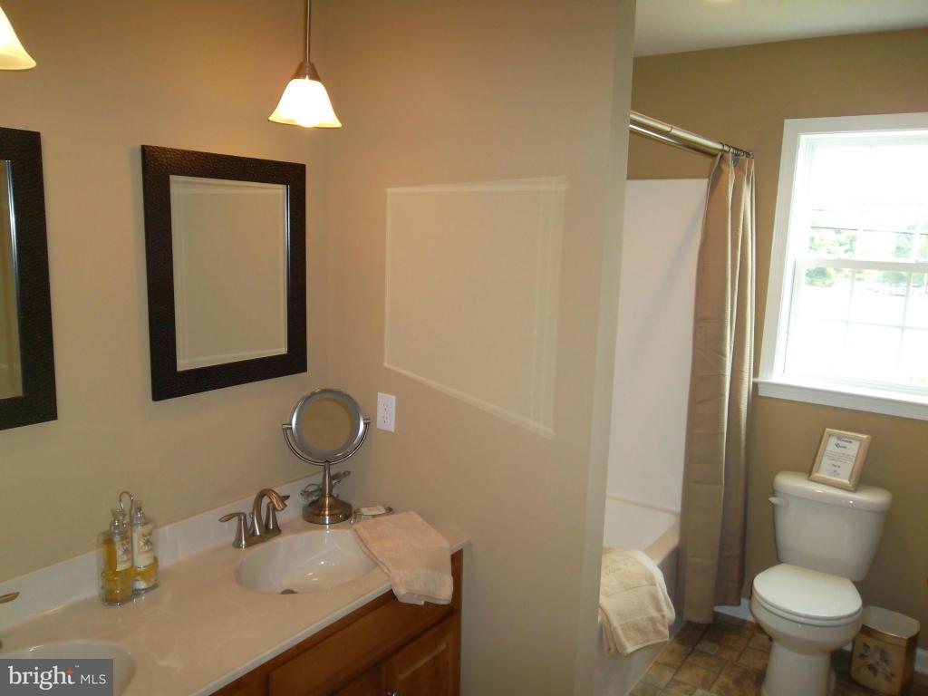 690 Jake Landis Road, Unit ASHTON Lititz, PA 17543 - Photo 33 of 36