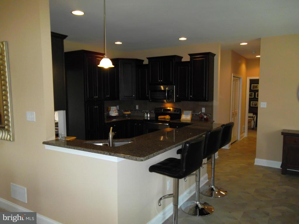 690 Jake Landis Road, Unit ASHTON Lititz, PA 17543 - Photo 9 of 36