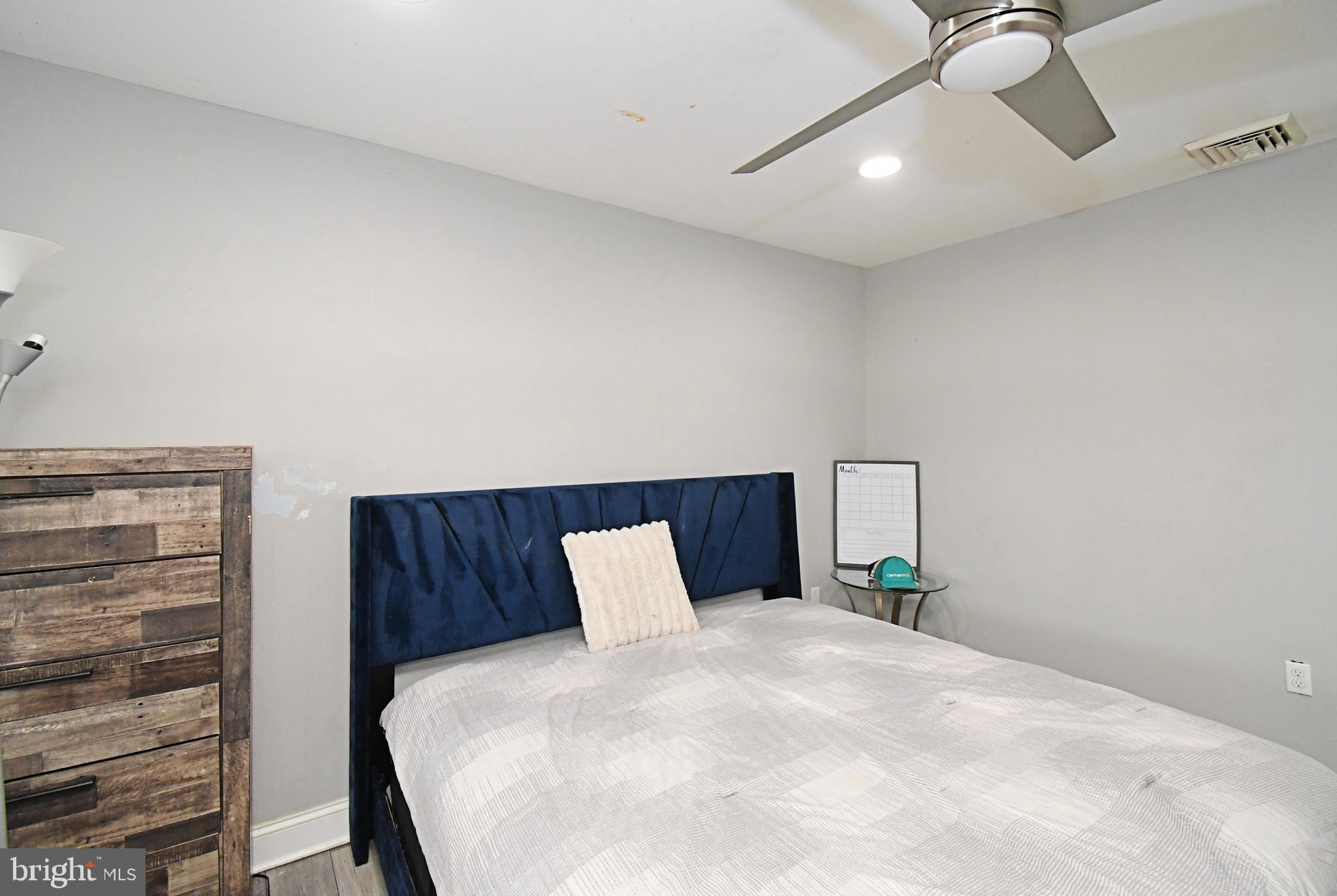 7027 Charles Street Philadelphia, PA 19135 - Photo 20 of 39