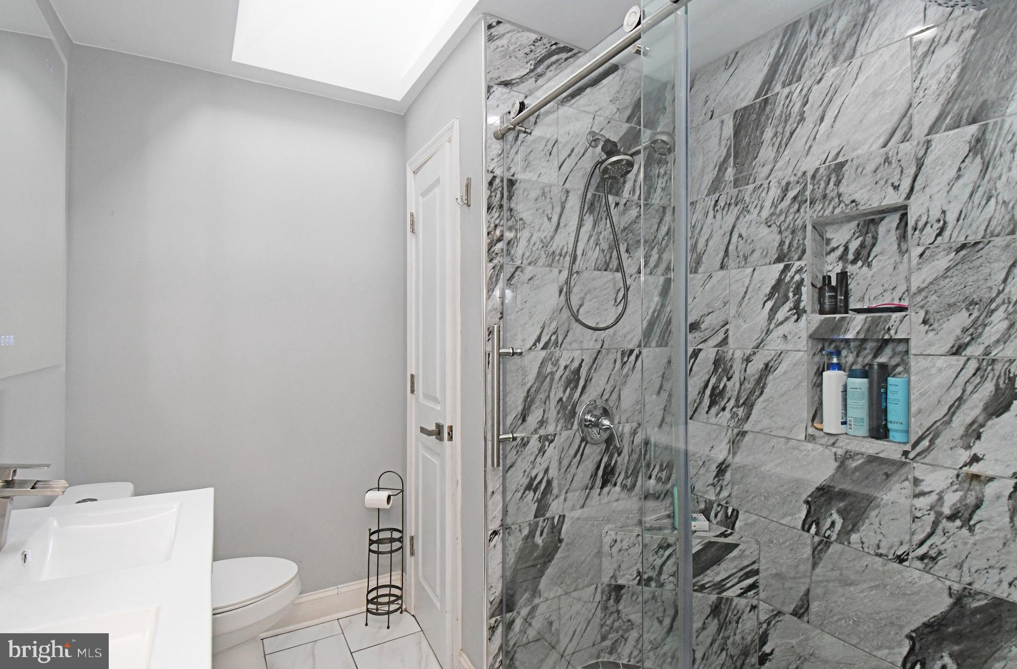 7027 Charles Street Philadelphia, PA 19135 - Photo 30 of 39