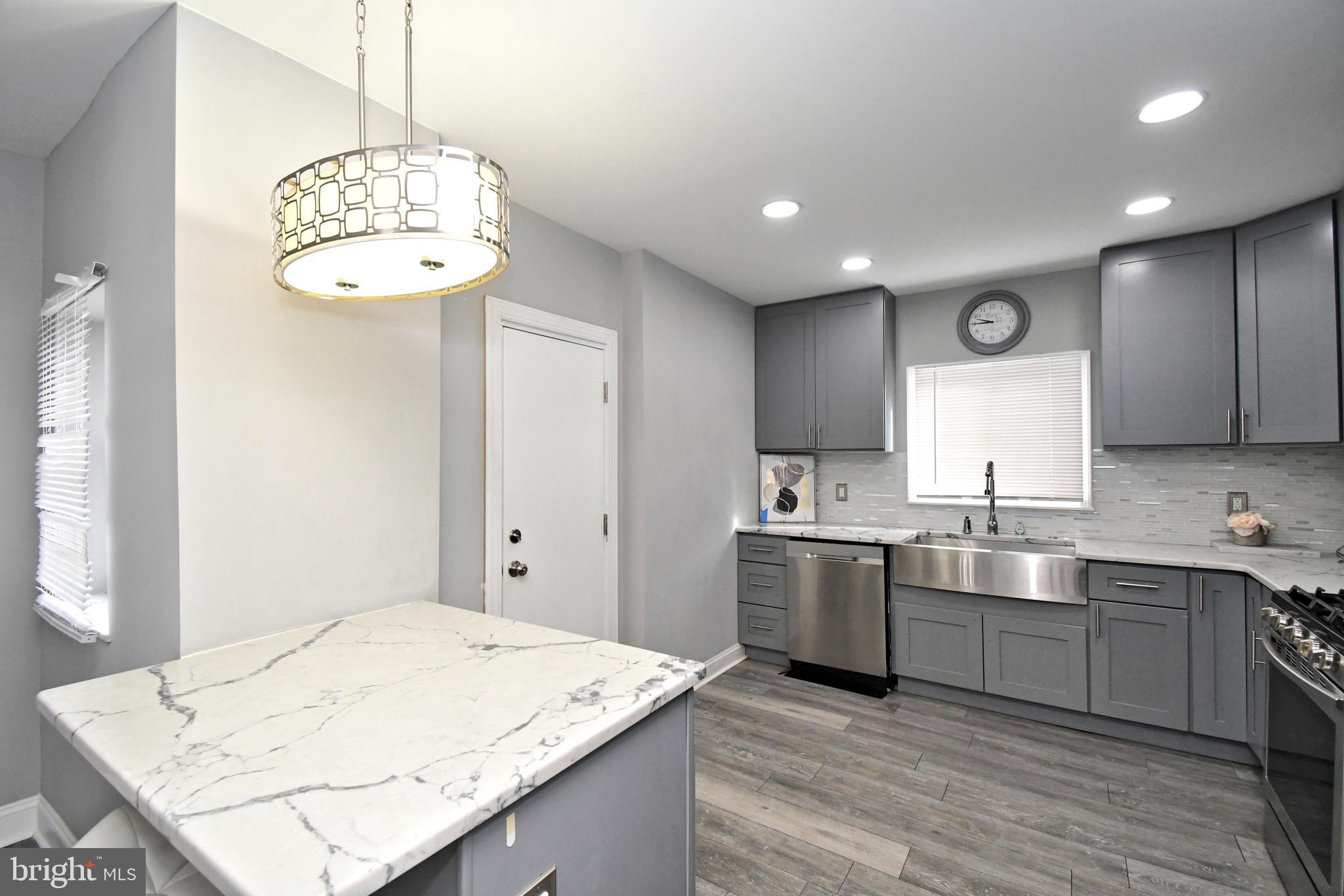 7027 Charles Street Philadelphia, PA 19135 - Photo 10 of 39