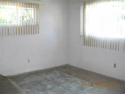 592 East San Ramon Avenue Fresno, CA 93710 - Photo 12 of 18