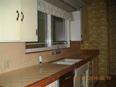 592 East San Ramon Avenue Fresno, CA 93710 - Photo 4 of 18