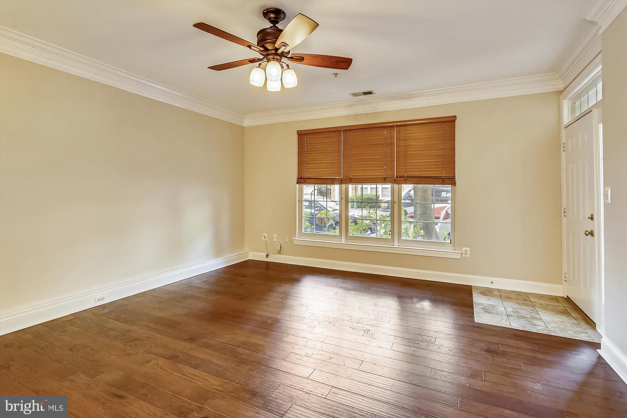 106 Bucksfield Road Gaithersburg, MD 20878 - Photo 4 of 36 Gallery Image 4
