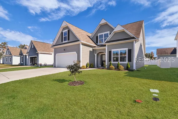 $497,500 | 10 Benton Circle, Bluffton, SC 29910