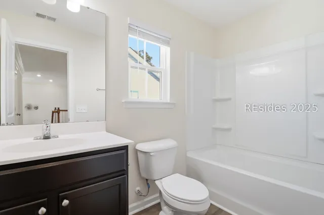 $497,500 | 10 Benton Circle, Bluffton, SC 29910