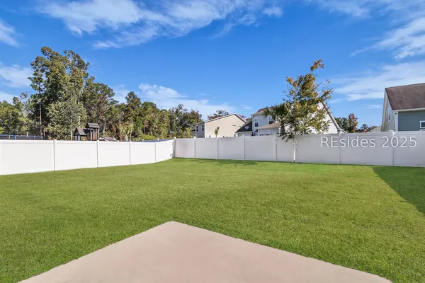 $497,500 | 10 Benton Circle, Bluffton, SC 29910