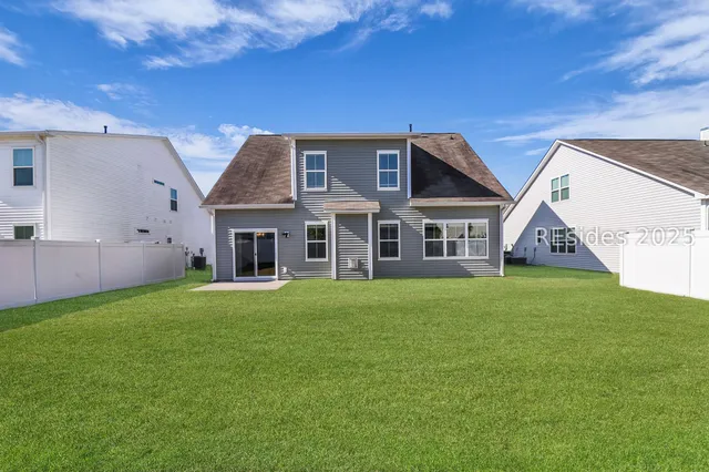 $497,500 | 10 Benton Circle, Bluffton, SC 29910