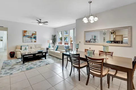$1,050,000 | 225 Northeast 1st Street, Unit 214, Delray Beach, FL 33444