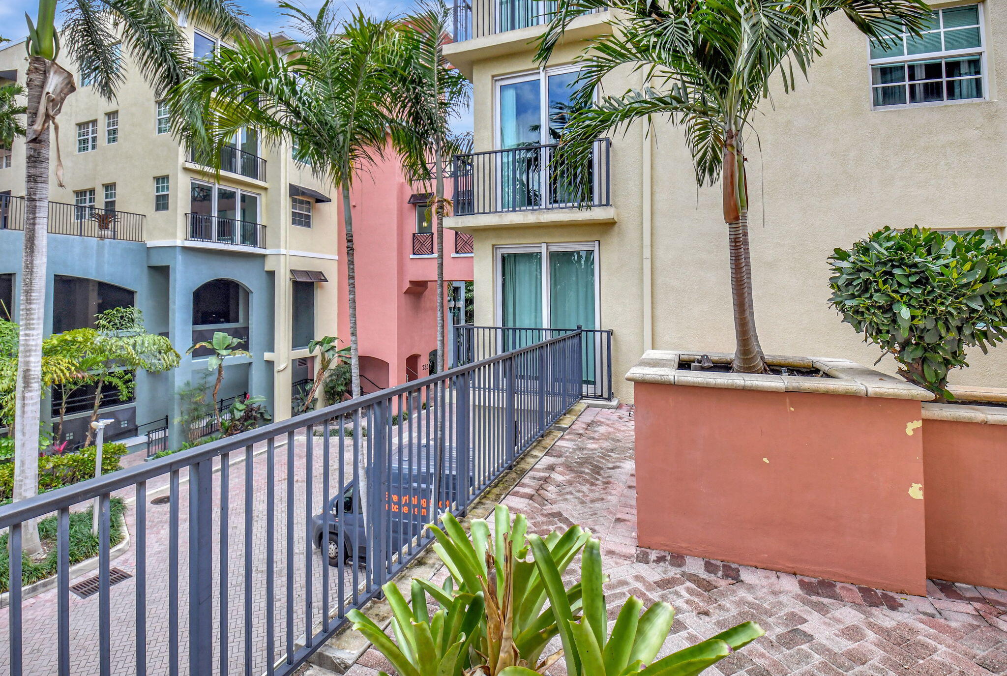 225 Northeast 1st Street, Unit 214 Delray Beach, FL 33444 - Photo 15 of 56 25-web-or-mls-DSC_6398