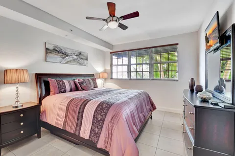 $1,050,000 | 225 Northeast 1st Street, Unit 214, Delray Beach, FL 33444